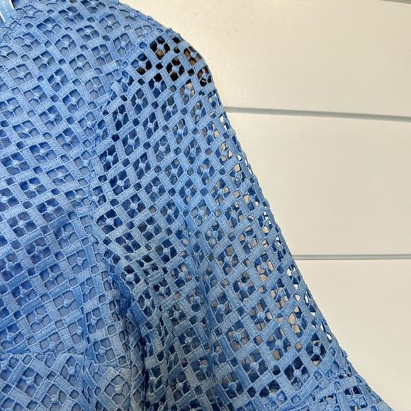 Draper James Size 4 Top Lattice Double Bell Sleeve Blue White Lace Sheer Easter - Picture 7 of 12